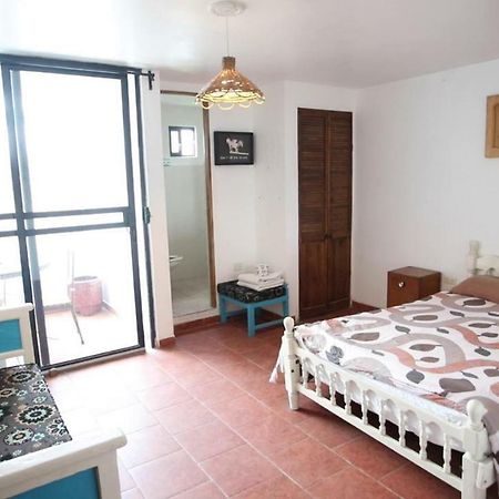 Hostal El Cascabel Cholula Εξωτερικό φωτογραφία
